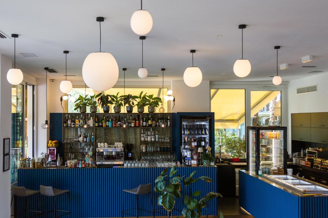 Hotel Baia Azzurra - Lake Front Torbole Sul Garda Zewnętrze zdjęcie